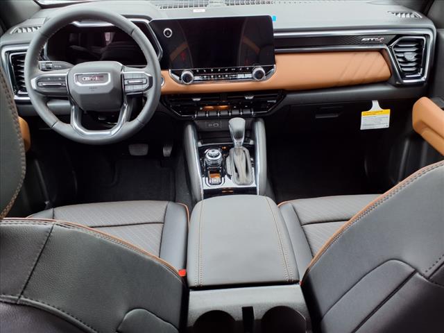 2025 GMC Canyon 4WD CREW CAB AT4