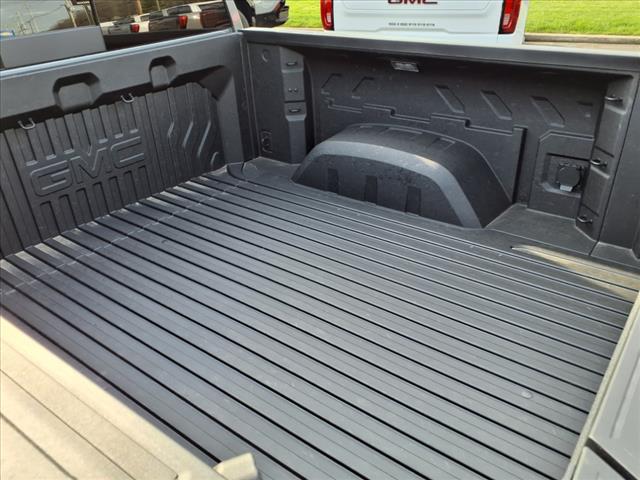2025 GMC Sierra 1500 4WD CREW CAB 147  DENALI