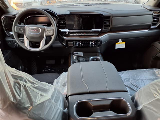 2025 GMC Sierra 1500 4WD CREW CAB 147  ELEVATI