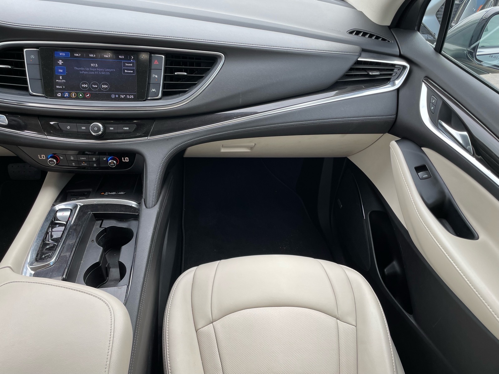 2023 Buick Enclave Essence - 9