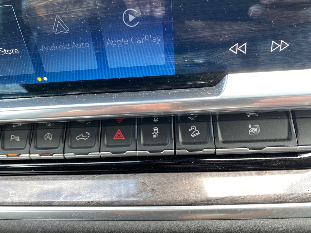 2023 Chevrolet Silverado 1500 LTZ - 9