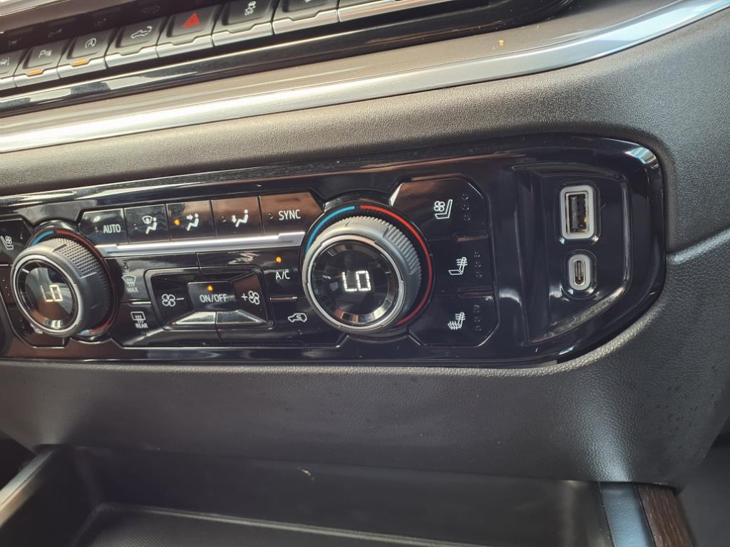 2023 Chevrolet Silverado 1500 High Country - 10