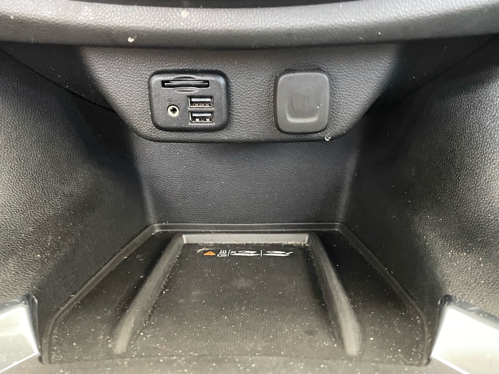 2022 Chevrolet Traverse LT Leather - 10