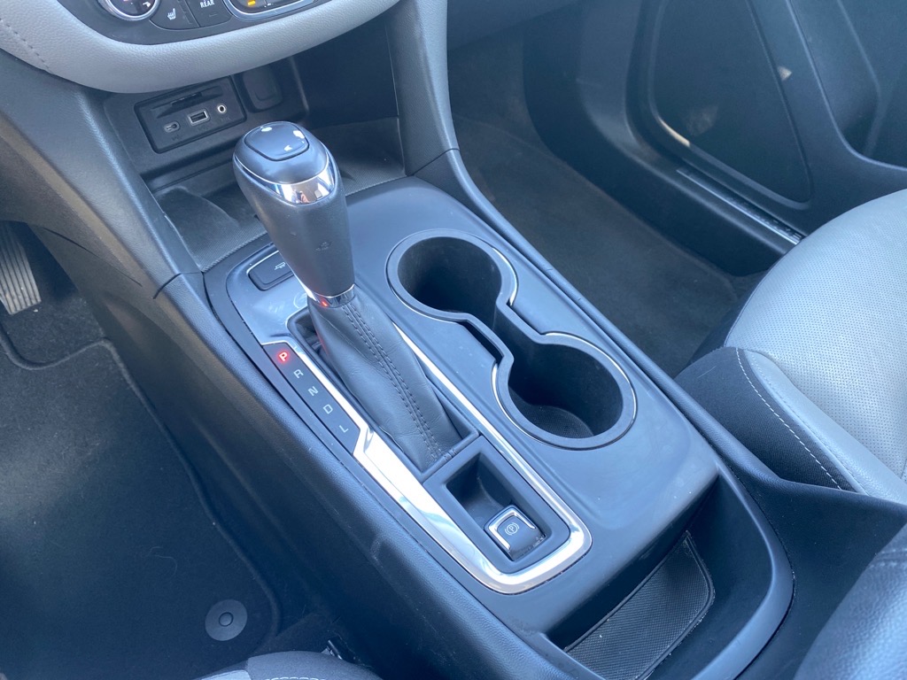 2019 Chevrolet Equinox Premier - 10