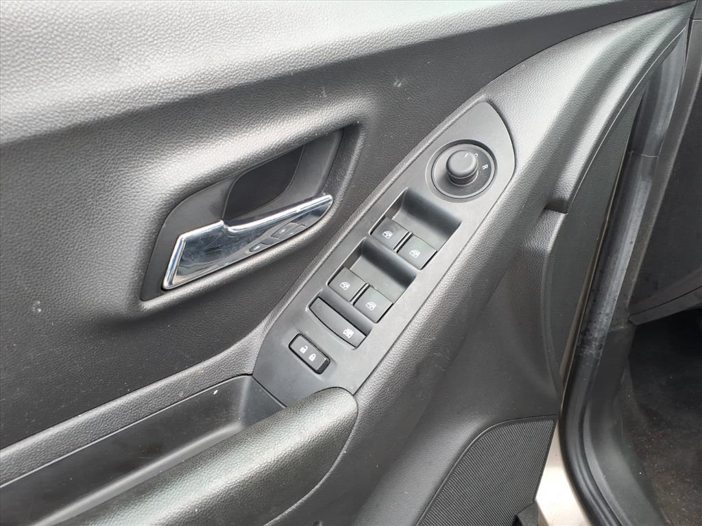 2021 Chevrolet Trax LT - 10