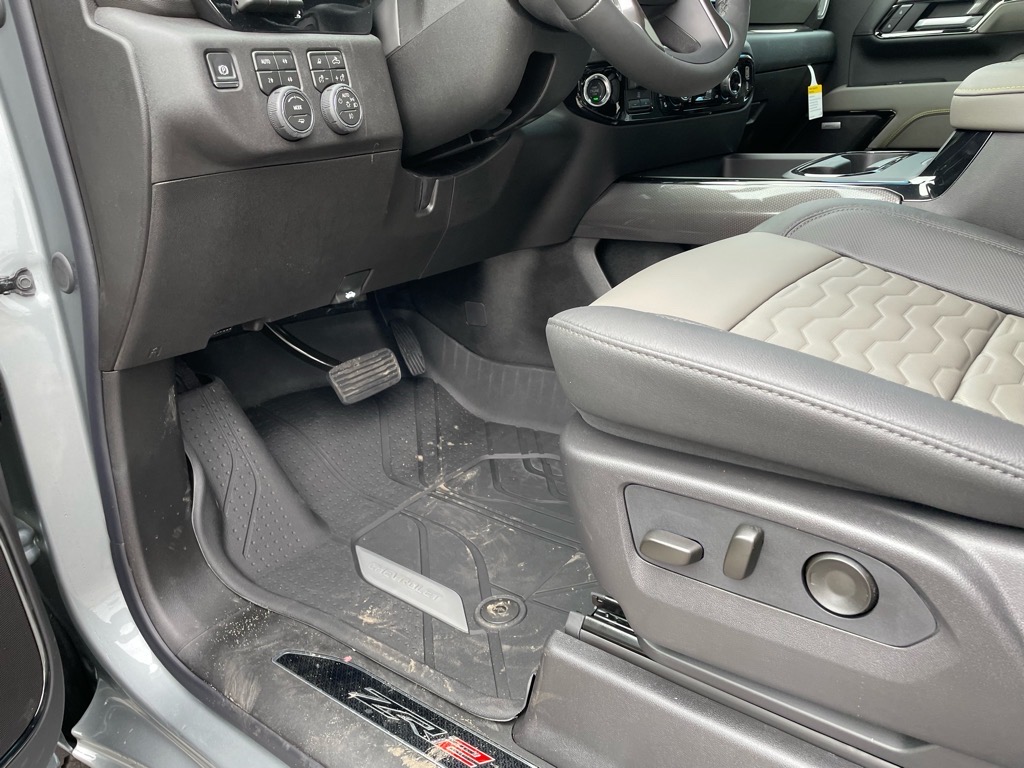 2026 Chevrolet Silverado 2500HD ZR2 Sterling G at Fairey Chevrolet