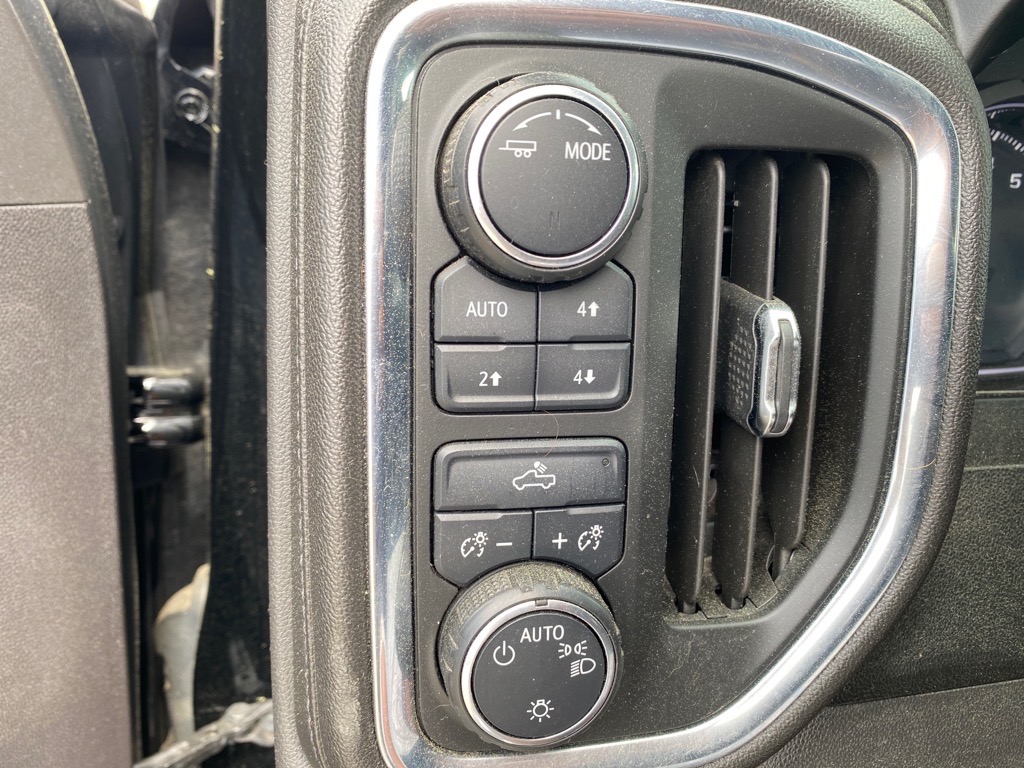 2020 Chevrolet Silverado 1500 LT - 11