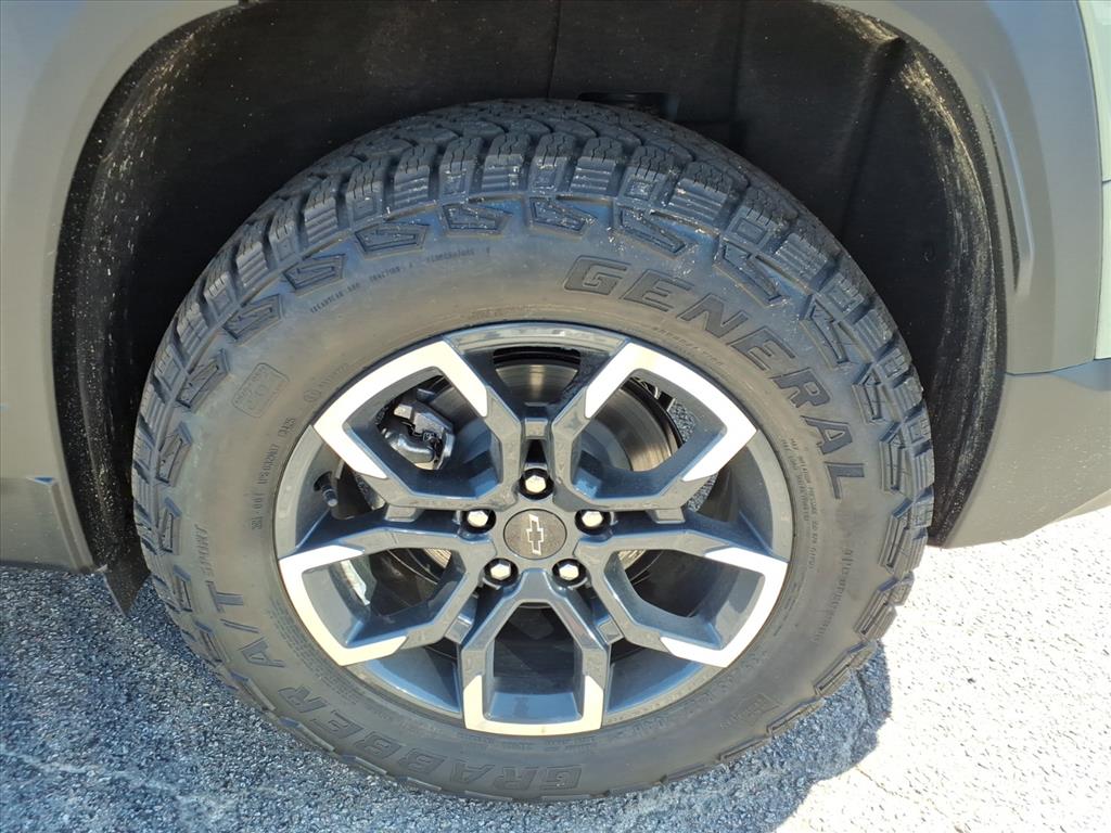 2026 Chevrolet Equinox ACTIV - 11