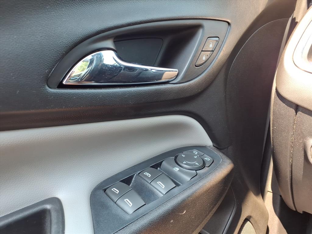 2018 Chevrolet Equinox Premier - 11