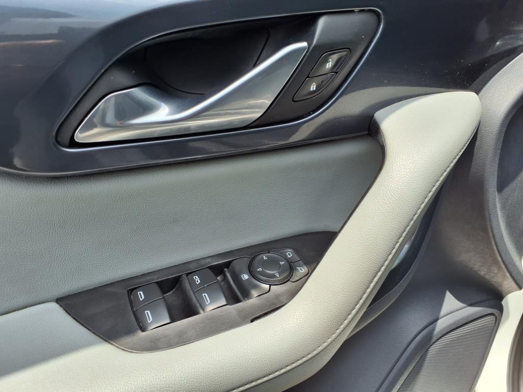 2020 Chevrolet Blazer LT - 11