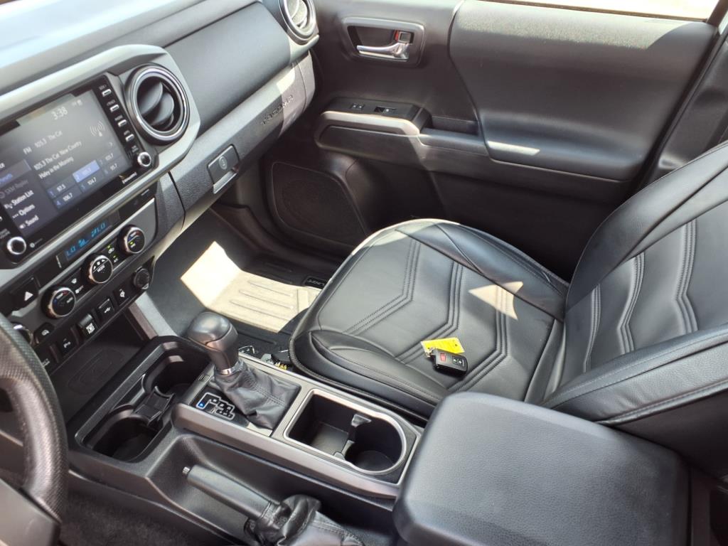 2021 Toyota Tacoma TRD Off-Road - 11