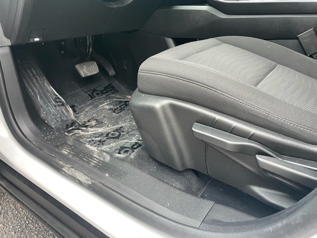 2025 Chevrolet Equinox LT White at Fairey Chevrolet