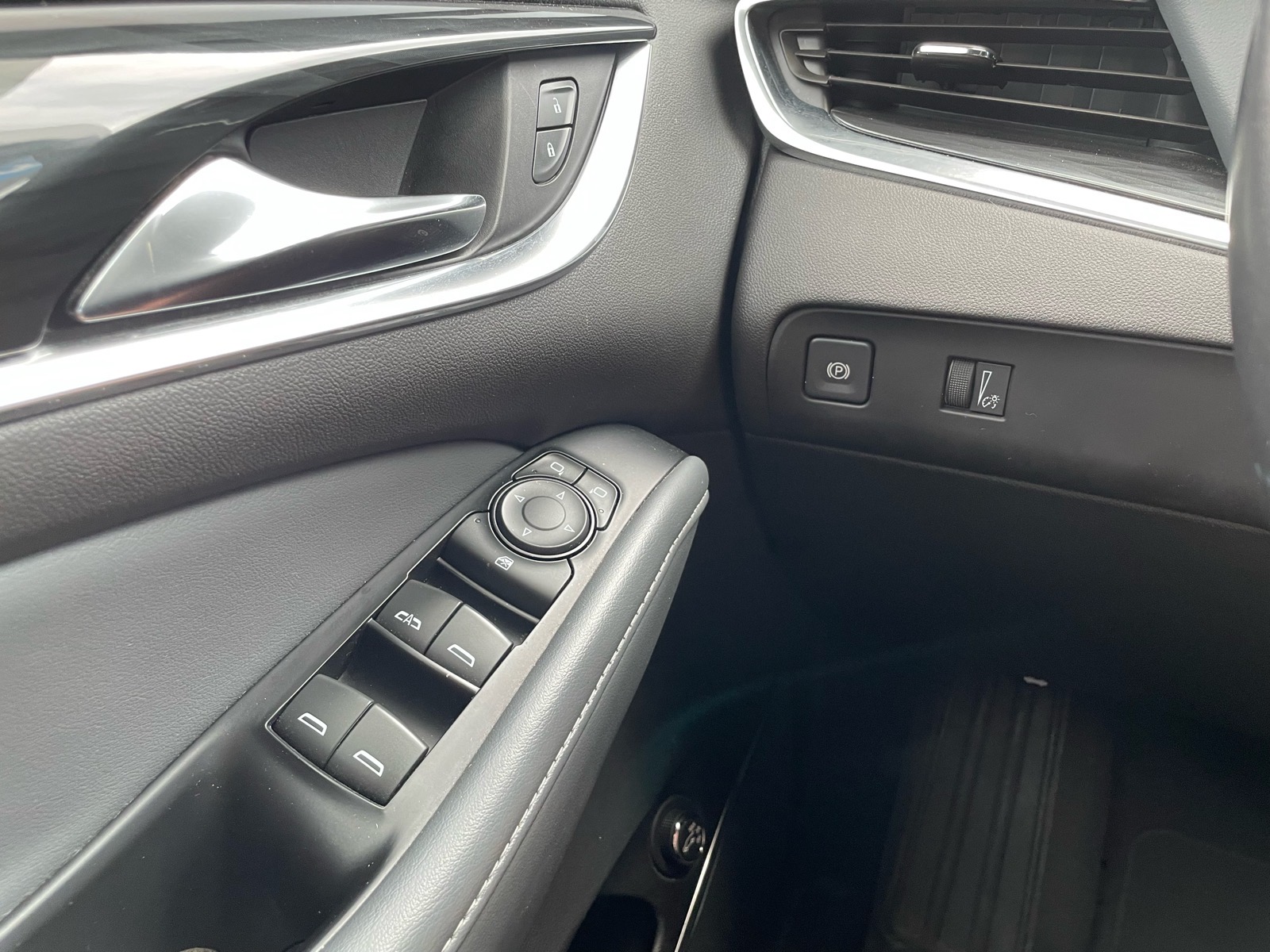 2023 Buick Enclave Essence White at Fairey Chevrolet