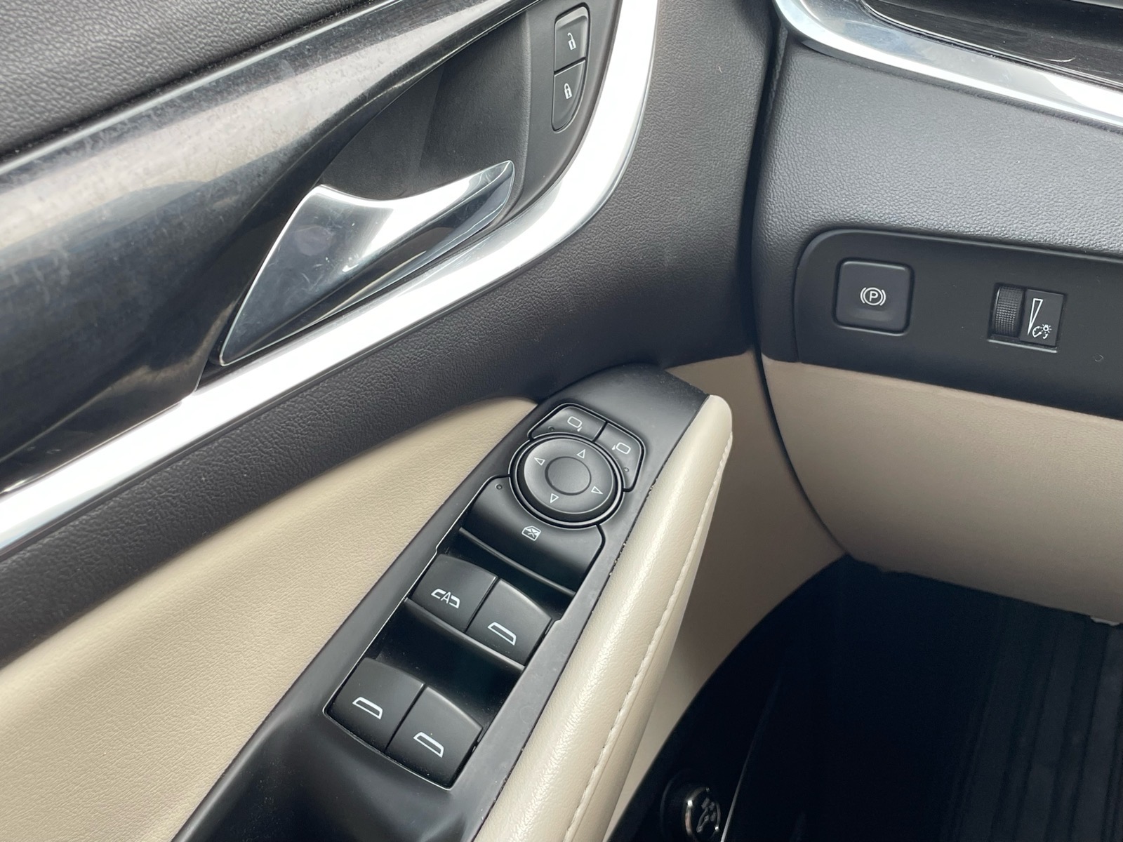 2023 Buick Enclave Essence Green at Fairey Chevrolet