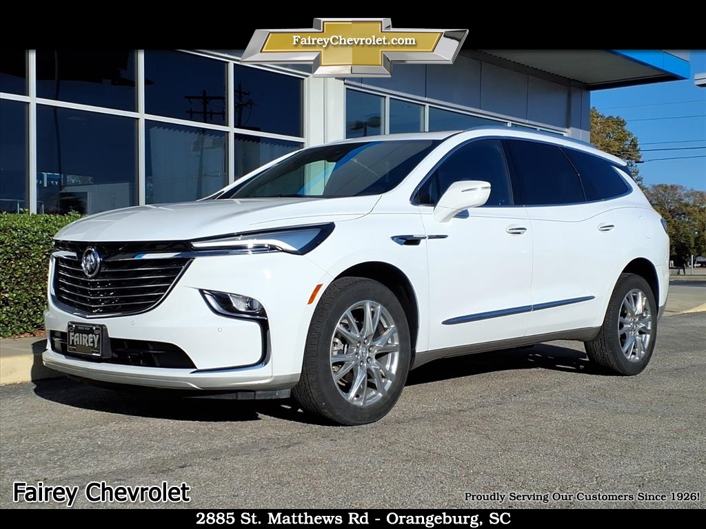 2023 Buick Enclave Essence - 0