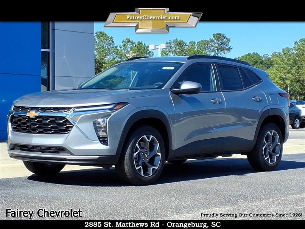 2025 Chevrolet Trax LT Gray at League City CDJR