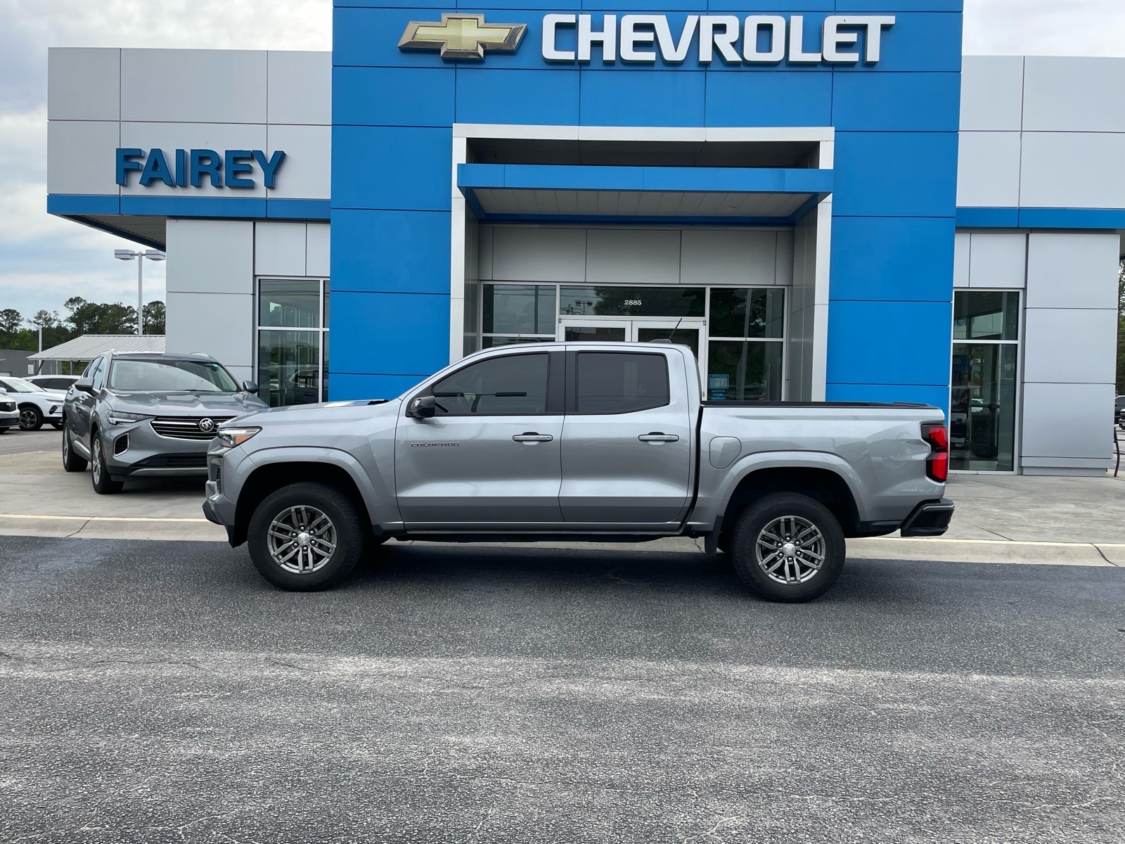 2023 Chevrolet Colorado LT - 1