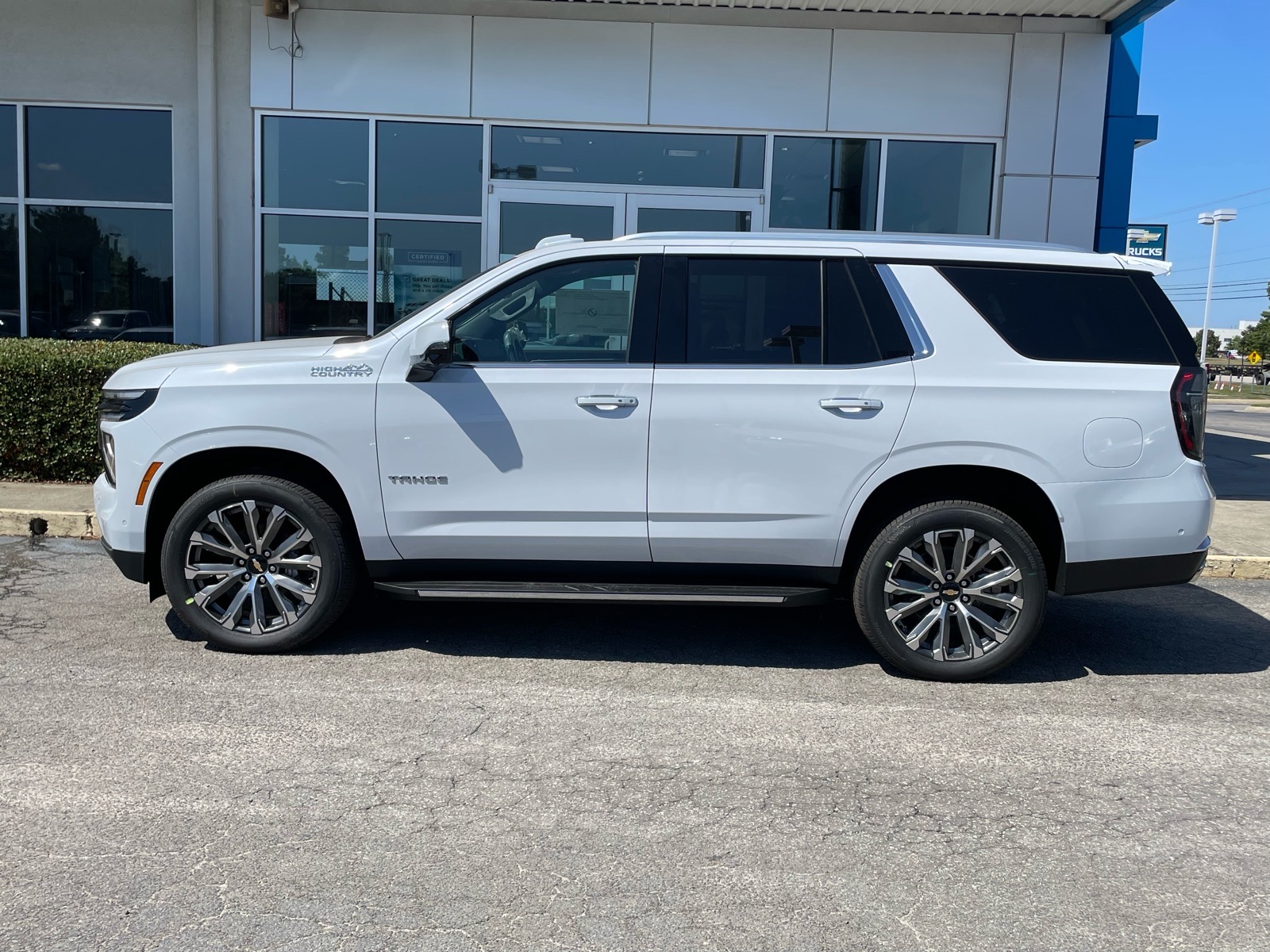 2026 Chevrolet Tahoe High Country Polar Whit at Fairey Chevrolet
