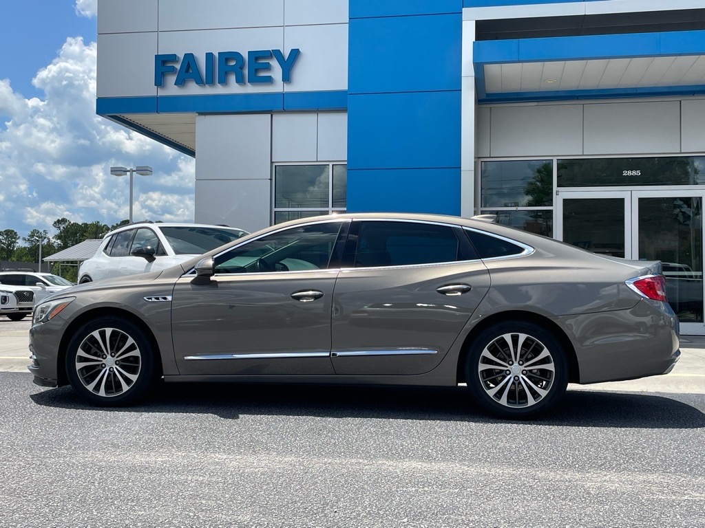 2017 Buick LaCrosse Essence - 1