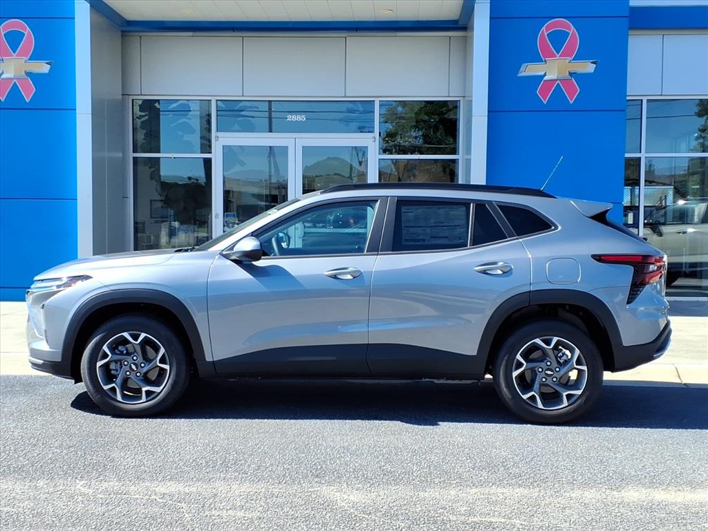 2025 Chevrolet Trax LT Gray at League City CDJR