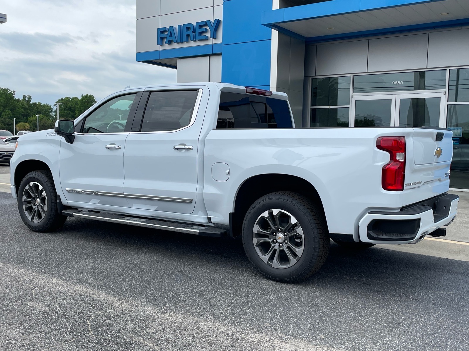 2026 Chevrolet Silverado 1500 High Country Polar Whit at Fairey Chevrolet
