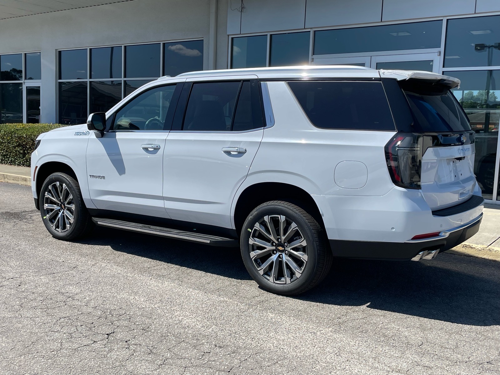 2026 Chevrolet Tahoe High Country Polar Whit at Fairey Chevrolet