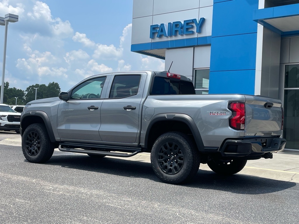 2025 Chevrolet Colorado Trail Boss - 2