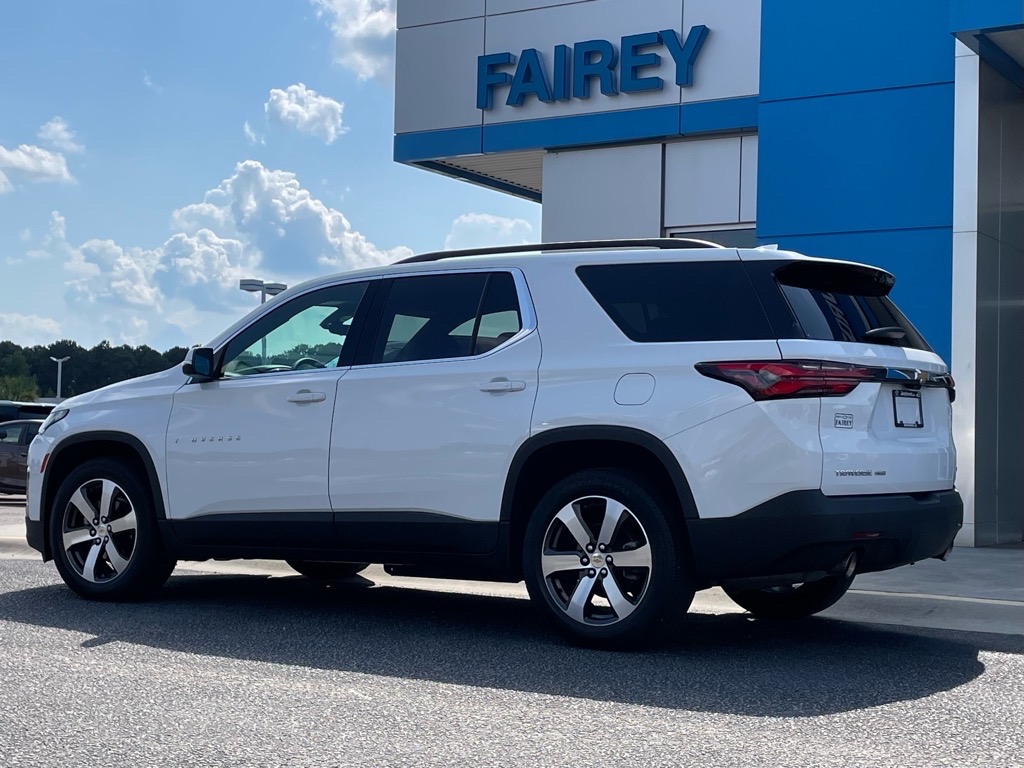 2022 Chevrolet Traverse LT Leather - 2