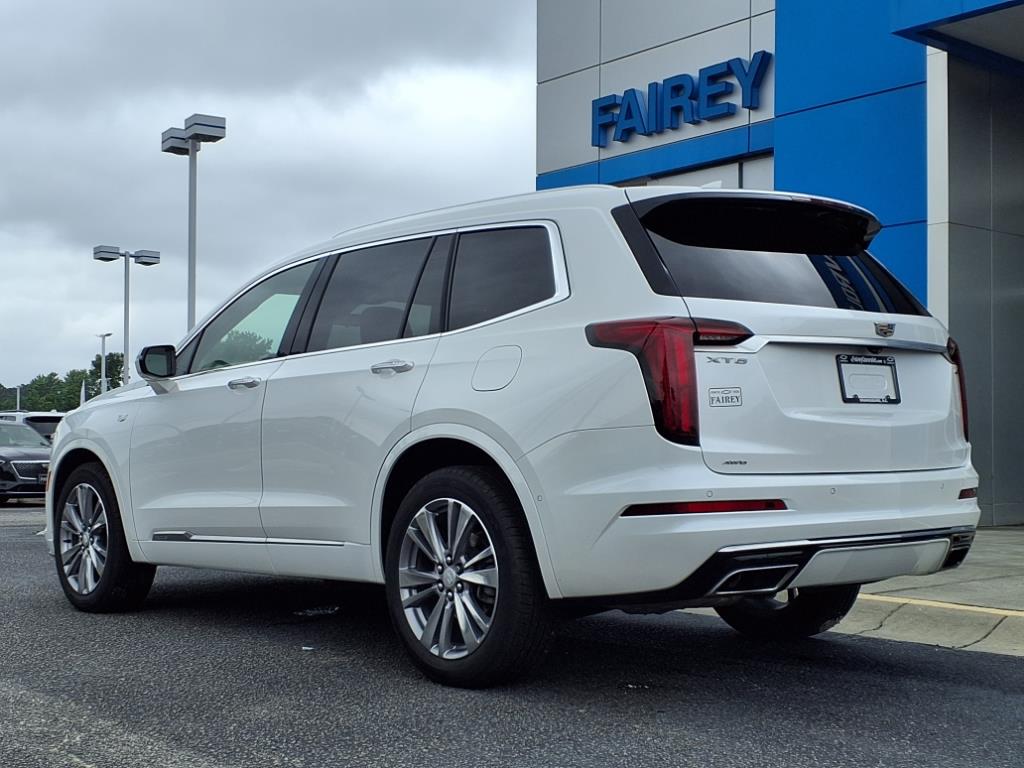 2023 Cadillac XT6 Premium Luxury - 2