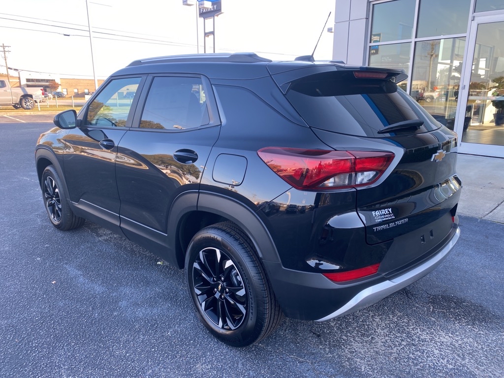 2023 Chevrolet Trailblazer LT - 2
