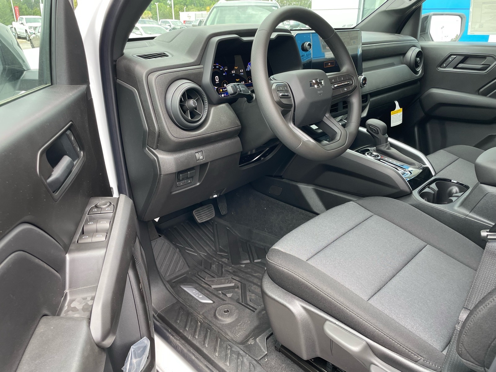 2026 Chevrolet Colorado Trail Boss - 3