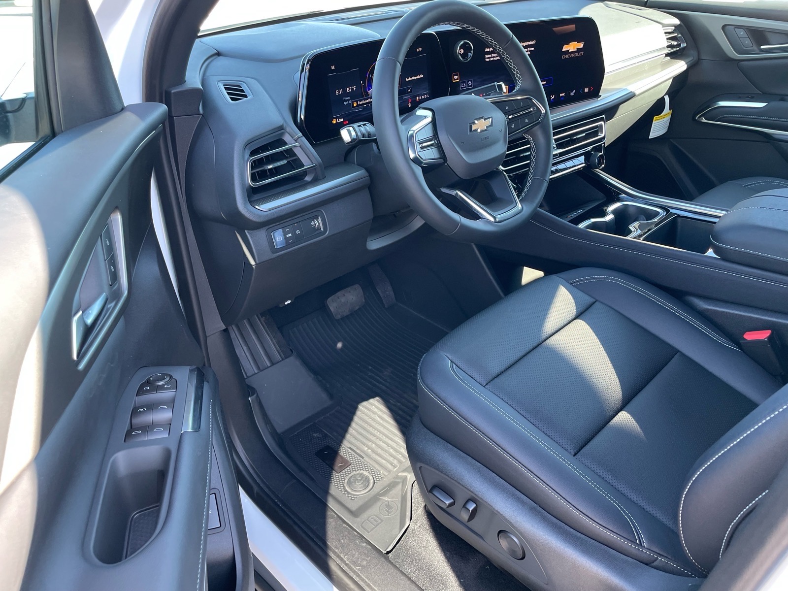 2026 Chevrolet Traverse LT - 3