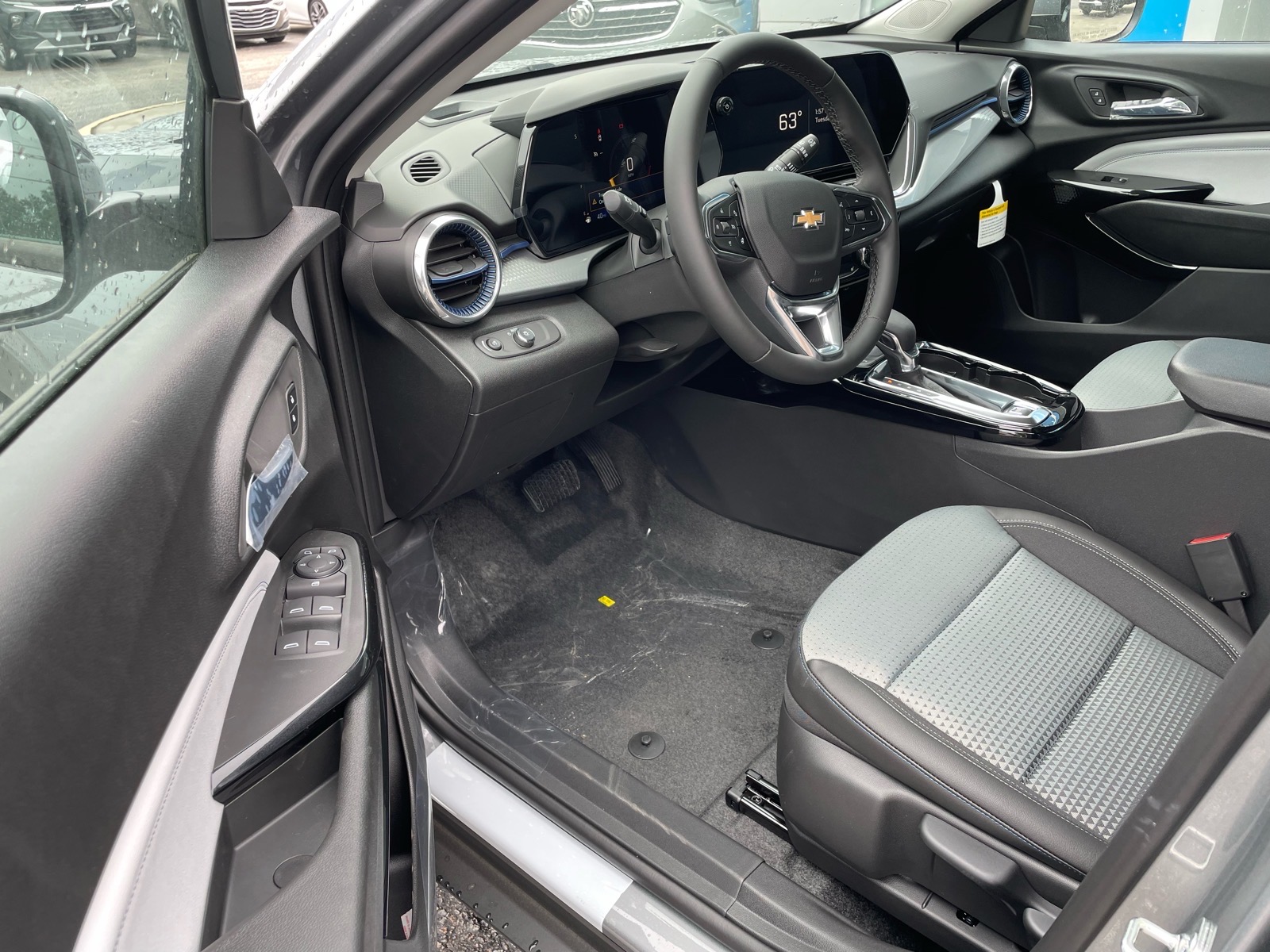 2026 Chevrolet Trax LT - 3