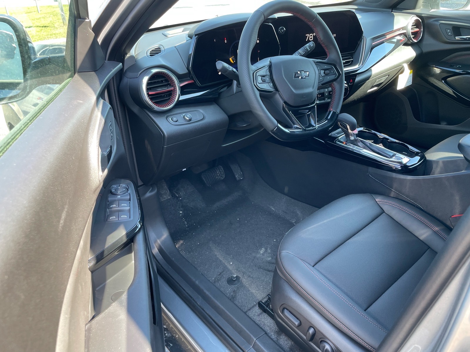2026 Chevrolet Trax RS - 3