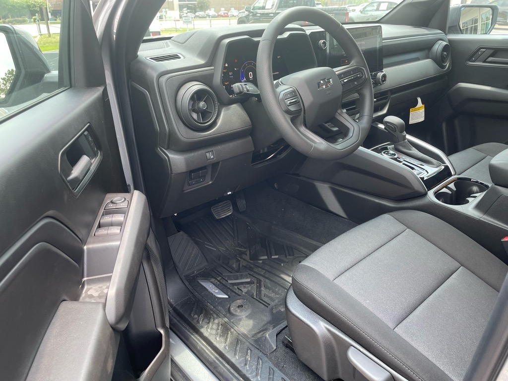 2025 Chevrolet Colorado Trail Boss - 3