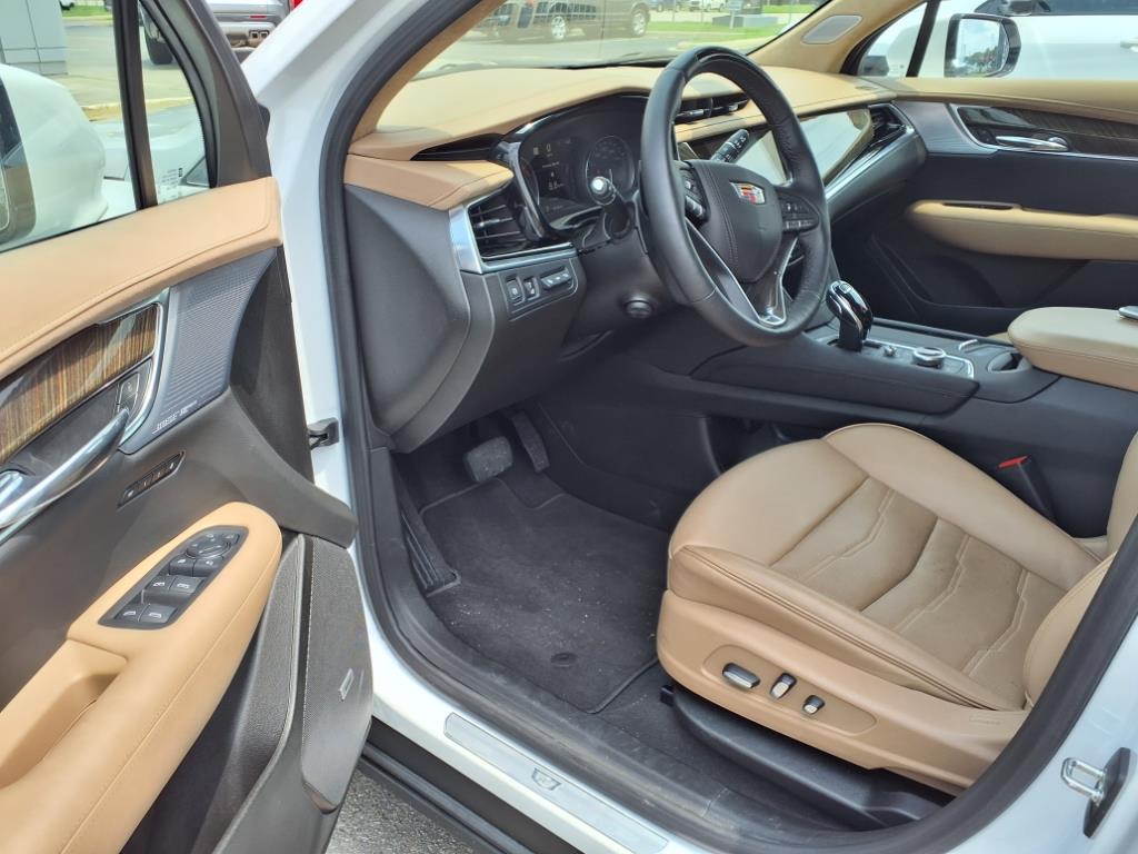 2024 Cadillac XT6 Premium Luxury - 3