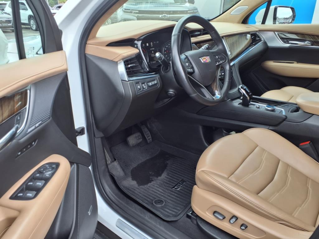 2023 Cadillac XT6 Premium Luxury - 3