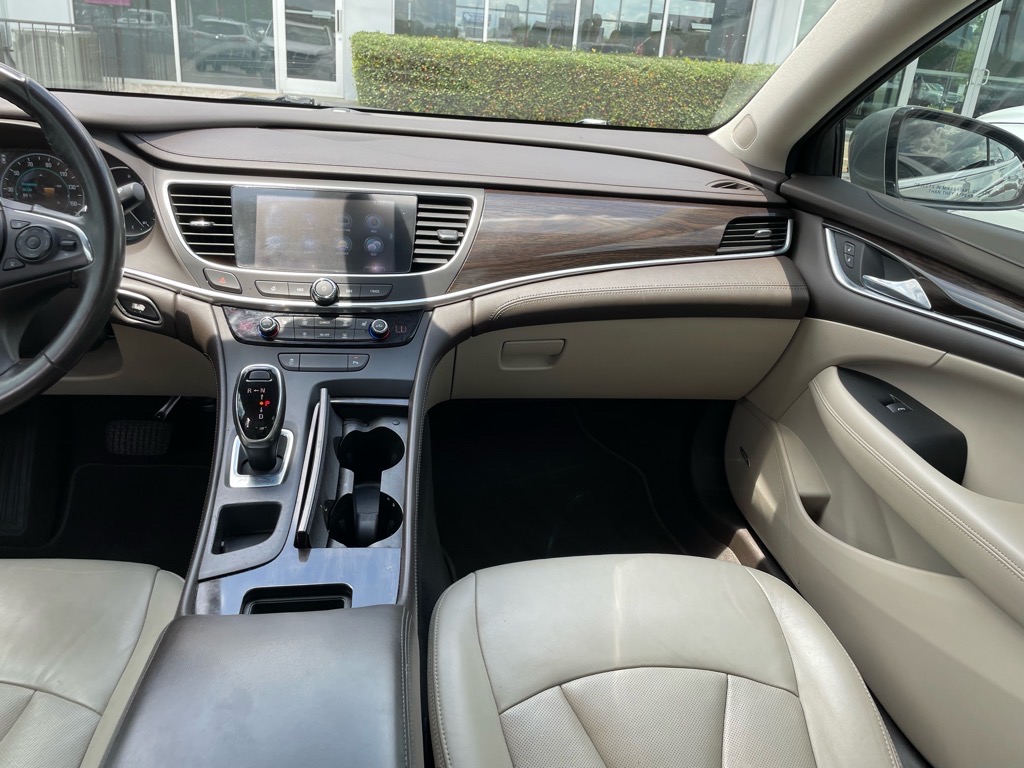 2017 Buick LaCrosse Essence - 4