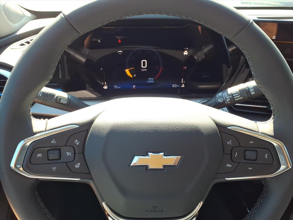 2025 Chevrolet Trax LT Gray at League City CDJR