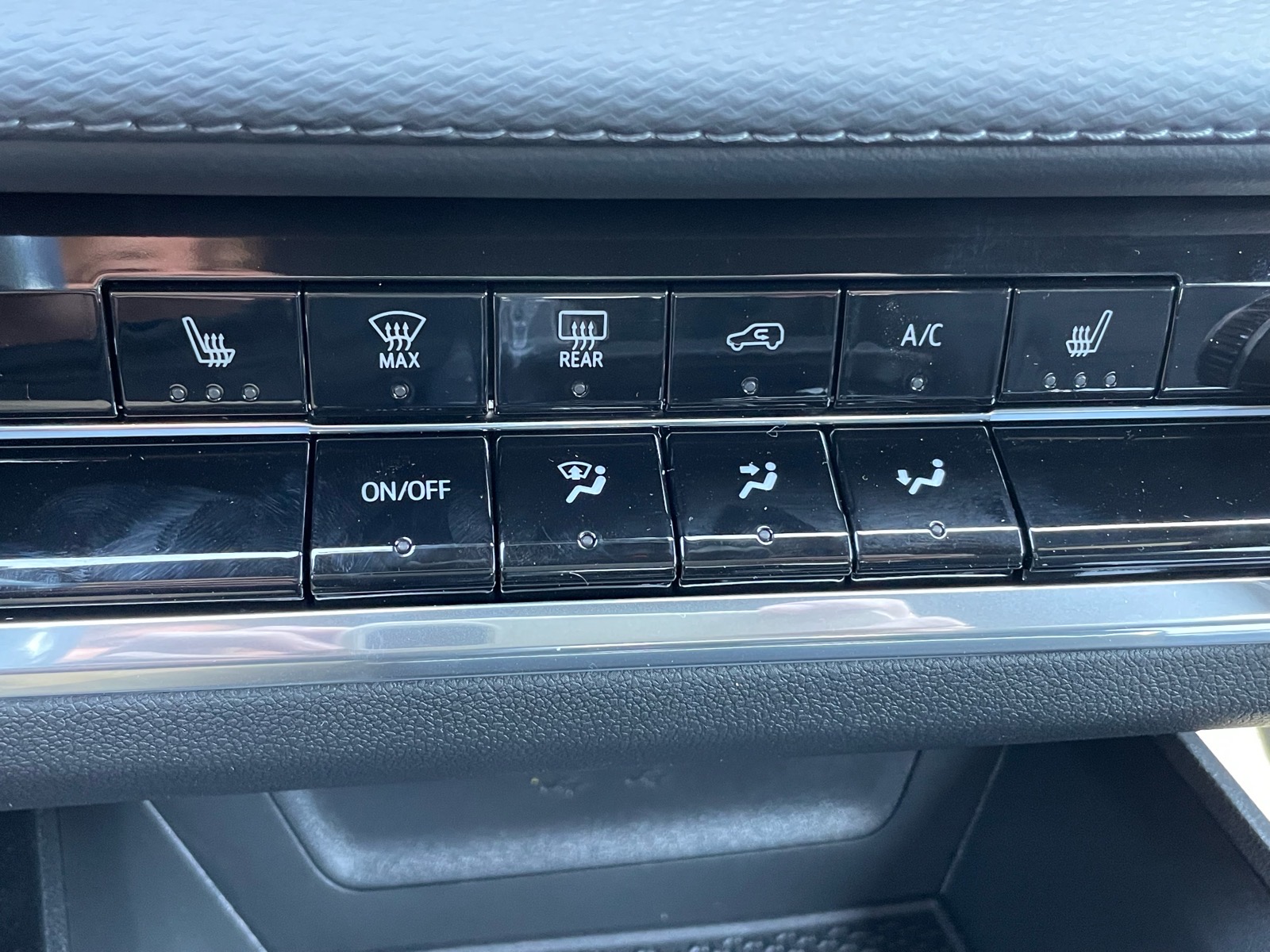 2026 Chevrolet Equinox LT Sterling G at Fairey Chevrolet