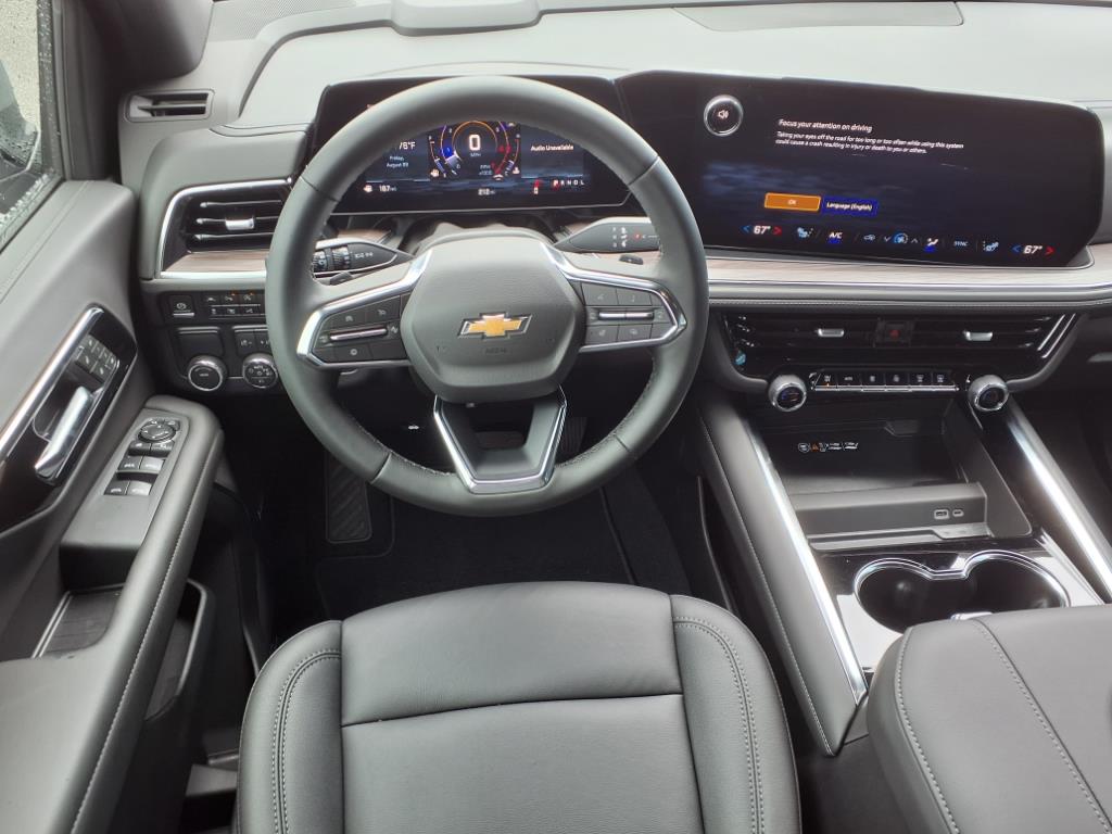 2025 Chevrolet Suburban LT - 5