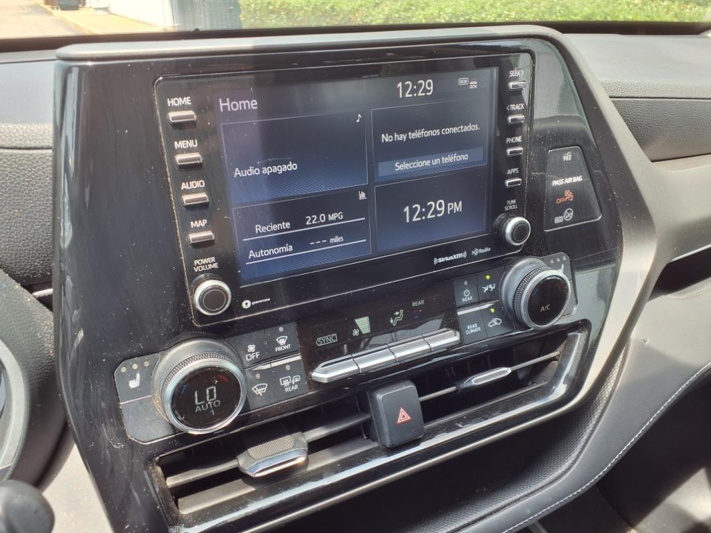 2021 Toyota Highlander XLE - 5