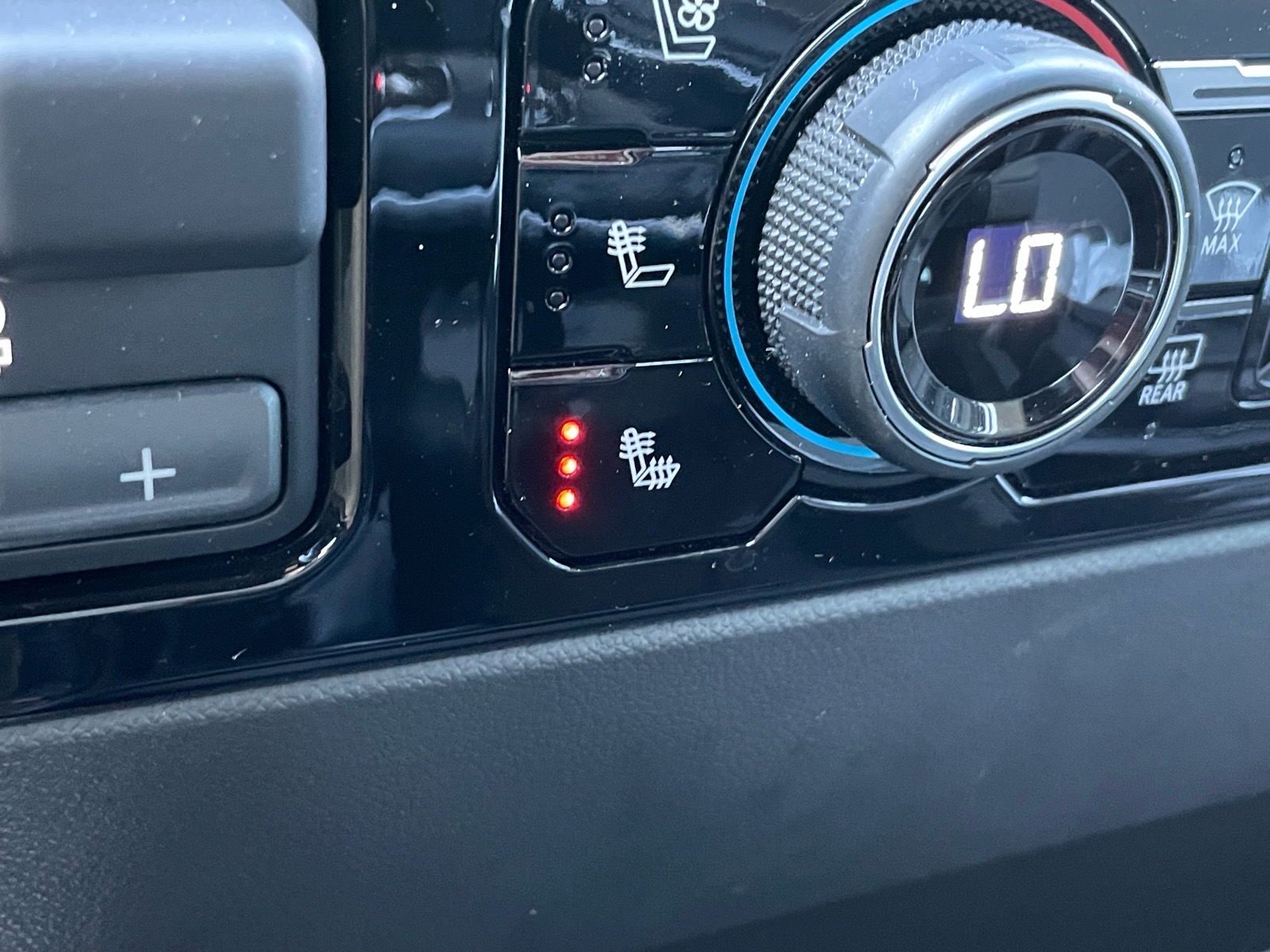 2024 Chevrolet Silverado 1500 ZR2 - 6