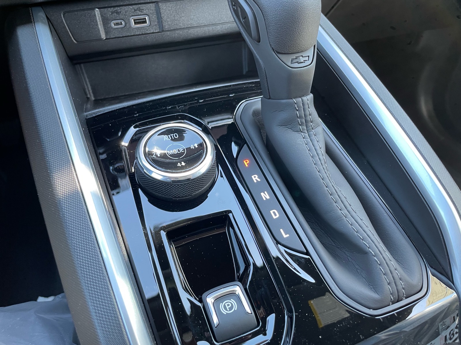 2026 Chevrolet Colorado Trail Boss Black Gba at Fairey Chevrolet