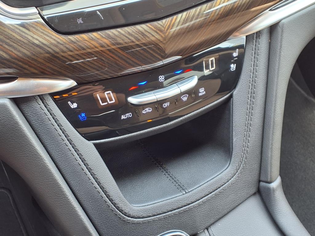 2024 Cadillac XT6 Premium Luxury - 7