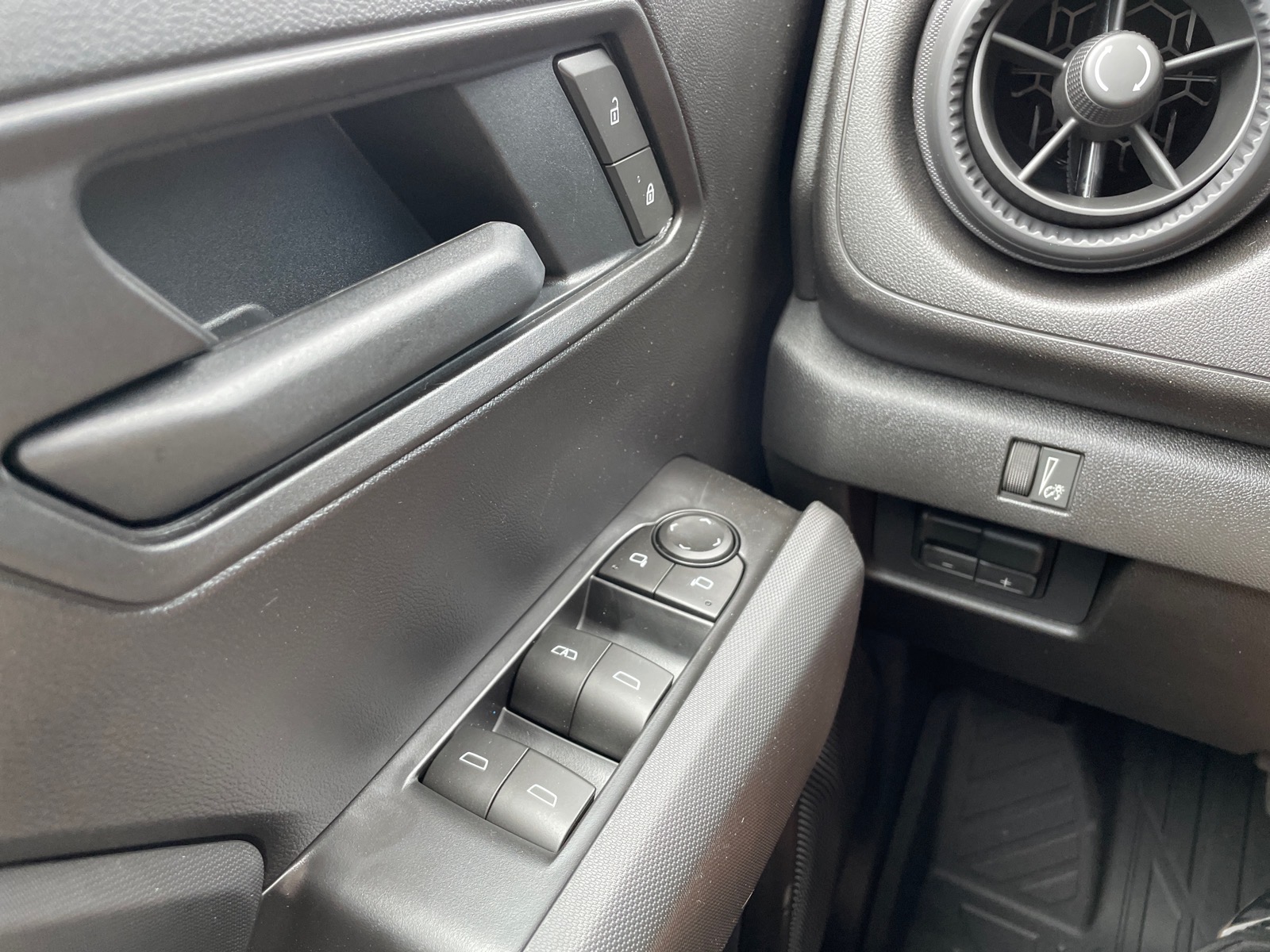 2026 Chevrolet Colorado Trail Boss - 8