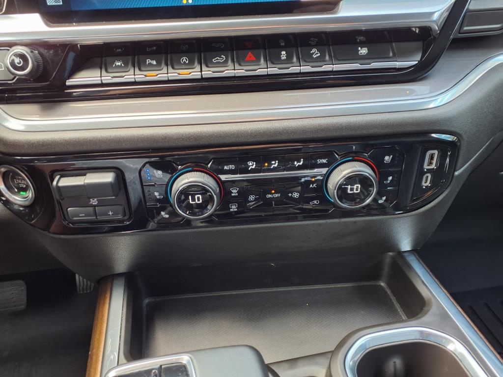 2023 Chevrolet Silverado 1500 High Country - 8