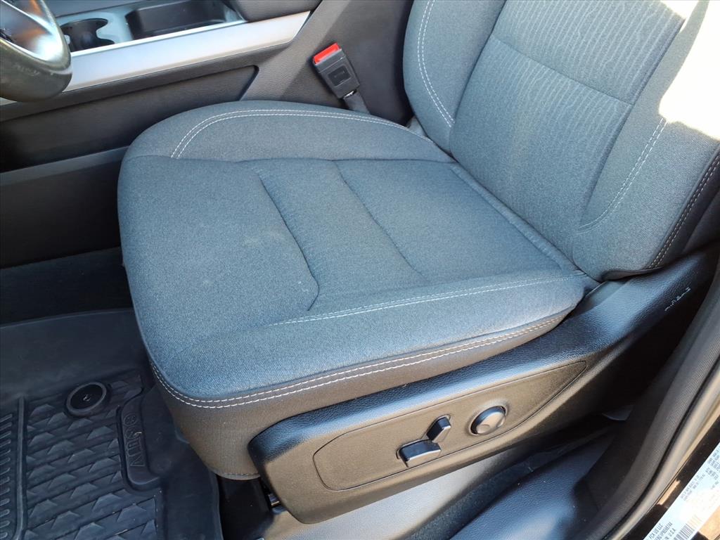 2023 Ram 1500 Big Horn Quad Cab 4x4 6'4" Box