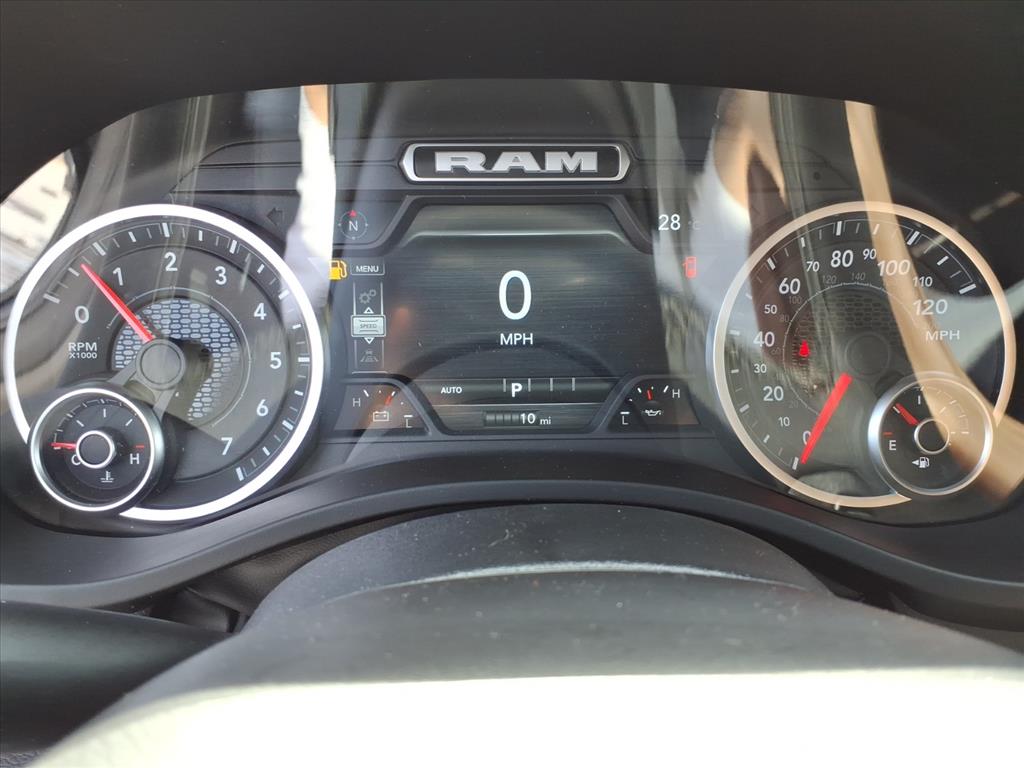 2026 Ram 1500 Big Horn Crew Cab 4x4 5'7" Box