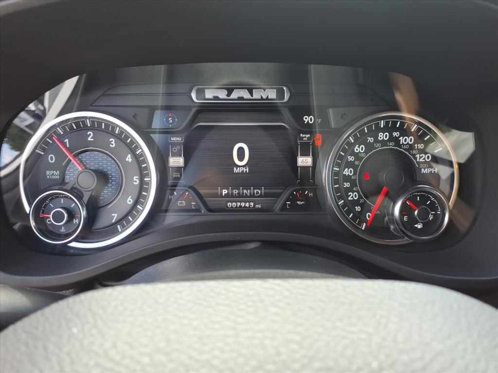 2023 Ram 1500 Big Horn Crew Cab 4x4 5'7" Box